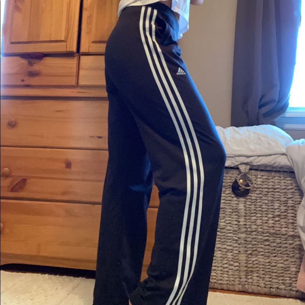 Adidas sweatpants